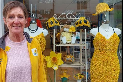 marie curie charity shop near me|Iba pa.